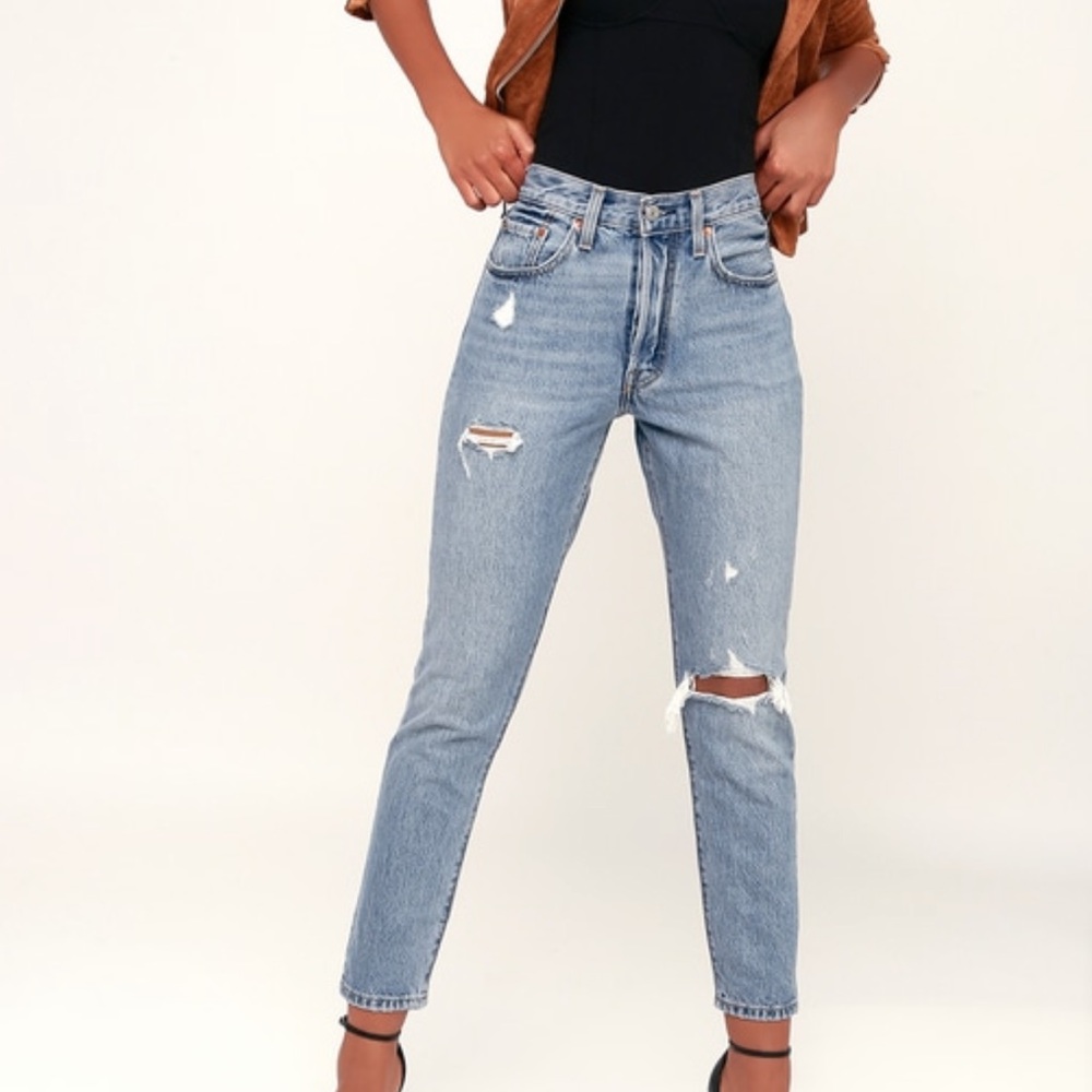 Levi’s 501 skinny light wash jeans